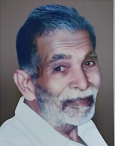 Peelipochen & Aleyamma, Kallupurayil (8th Gen)